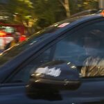 Michelle Rodríguez lidera desfile de autos del Gumball 3000 en Reforma